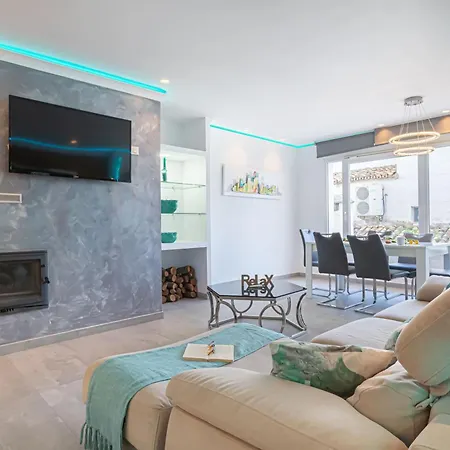 Chicago - Puerto Banus * Marbella