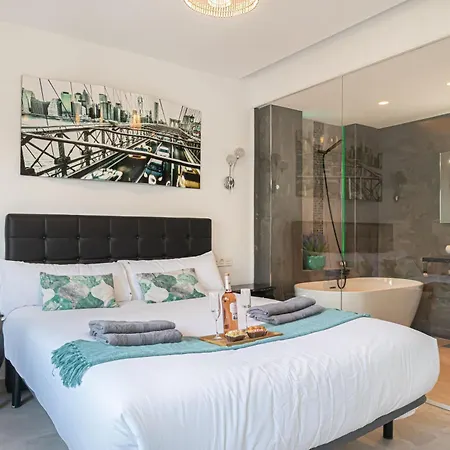 Chicago - Puerto Banus *