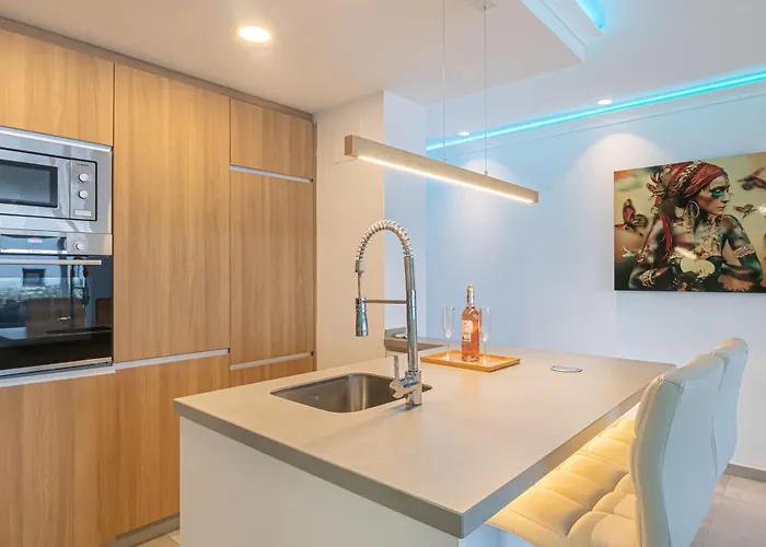 Apartment Finally Chicago 2 Marbella