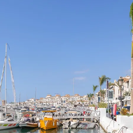 Chicago - Puerto Banus マルベーリャ