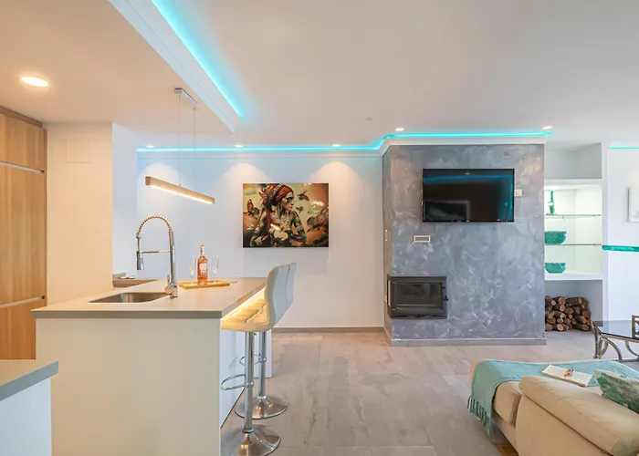 Chicago - Puerto Banus *